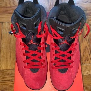 Air Jordan retro 6 Red/Black lightly worn size 12. Still have the box!